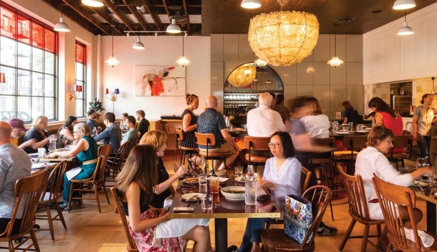 DINING IN SURFING